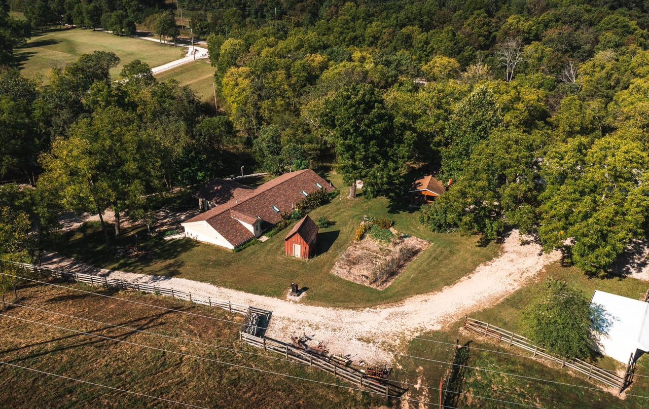 Listing Image 3