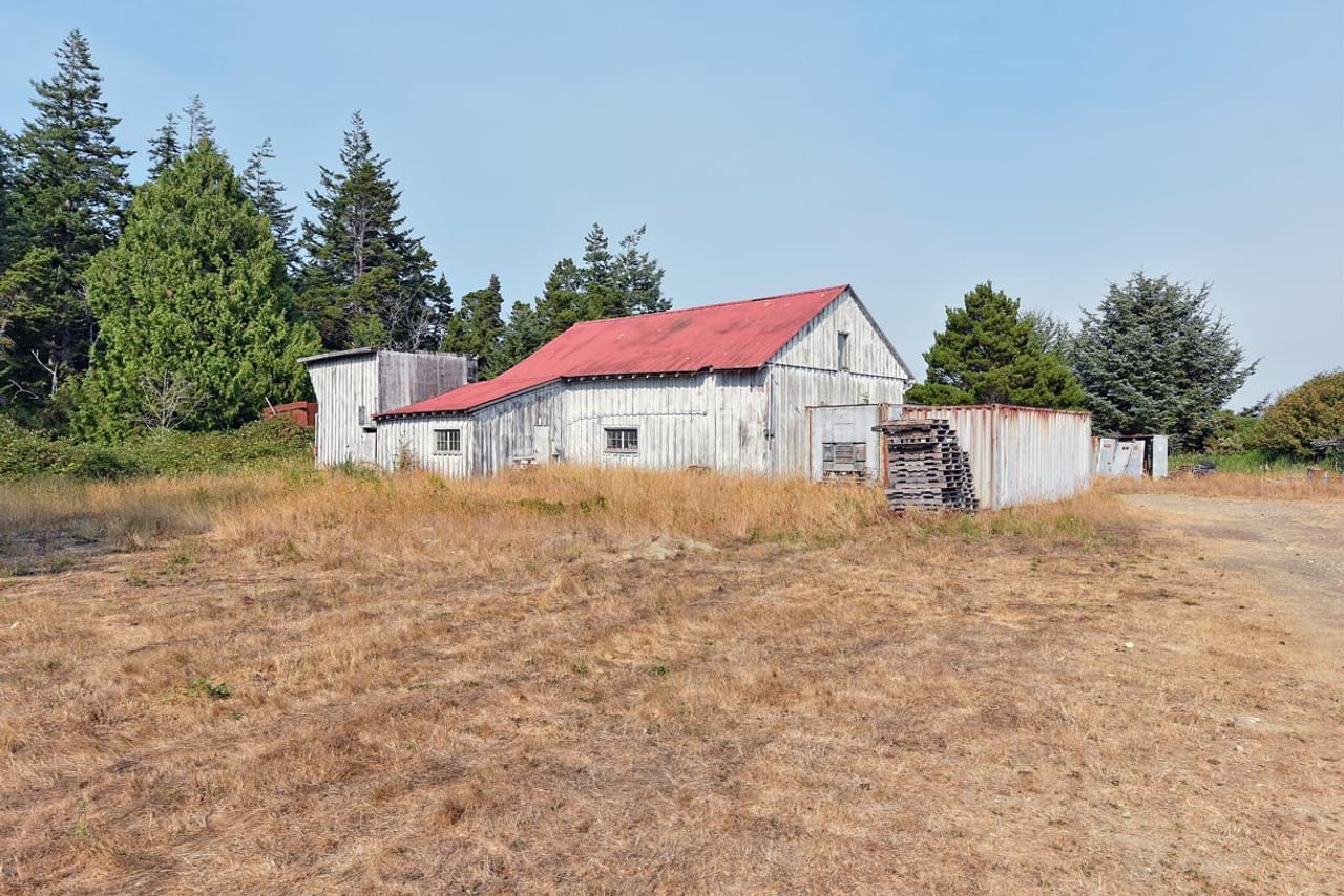 Listing Image 32