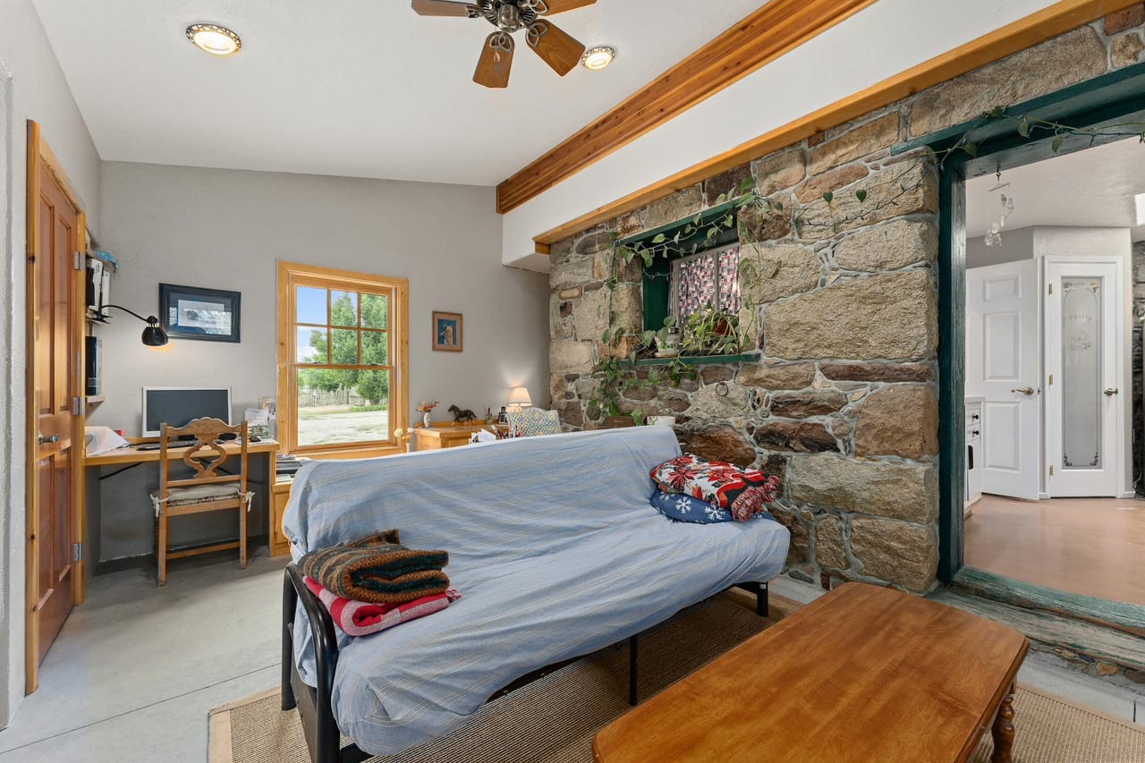 Listing Image 53