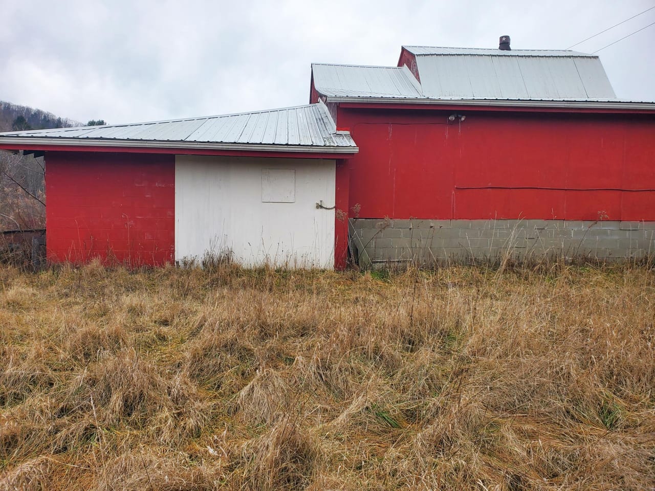 Listing Image 3