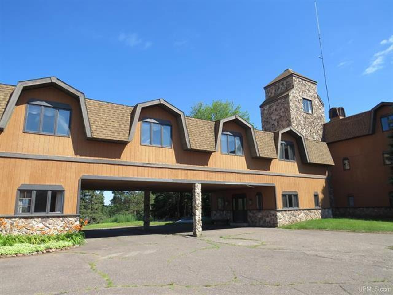 Listing Image 47