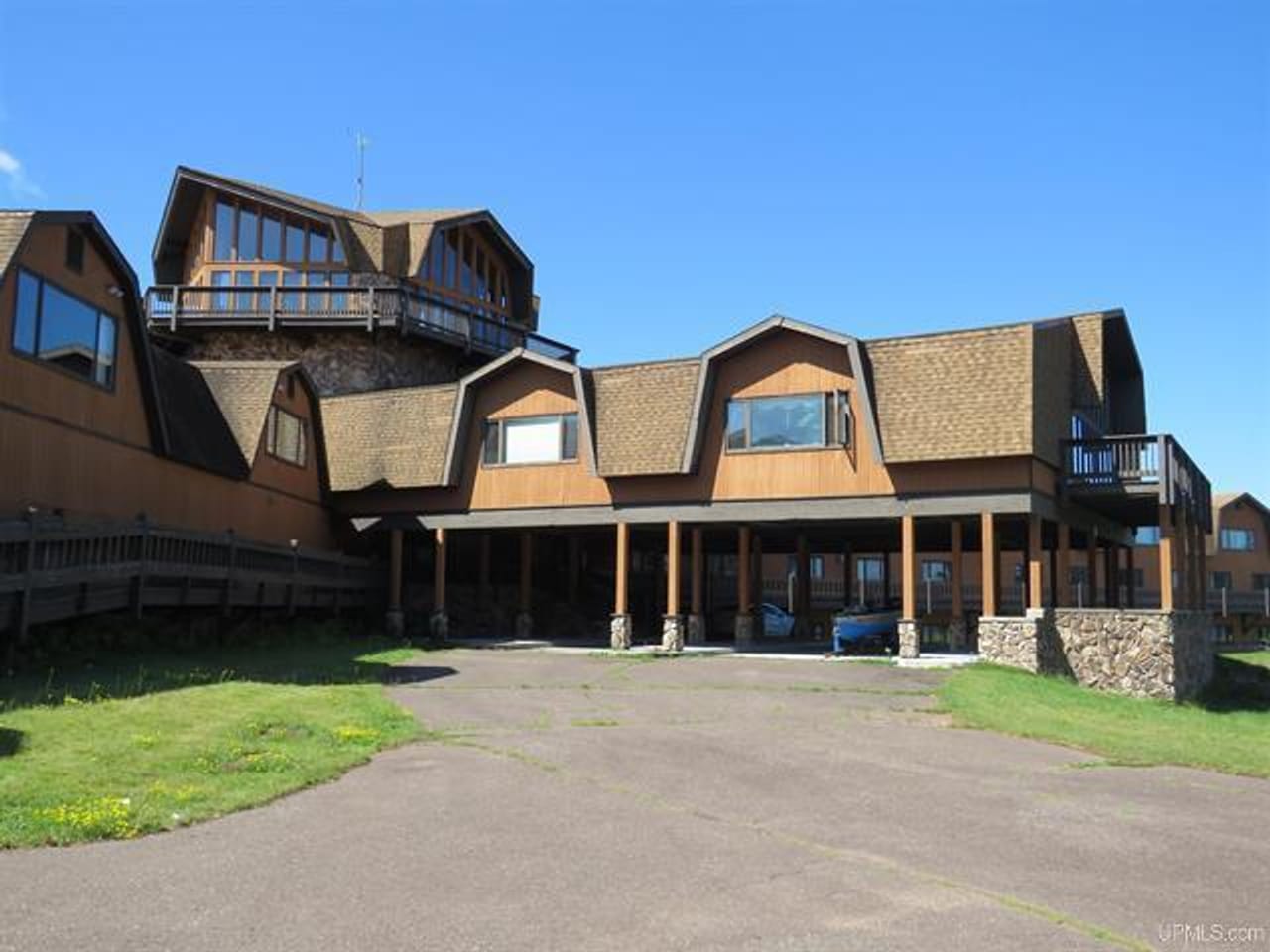 Listing Image 14