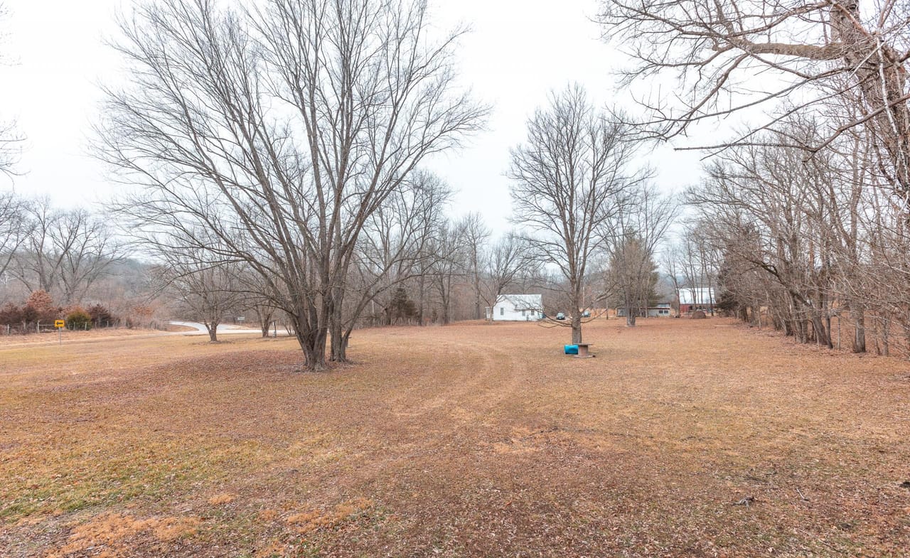 Listing Image 20