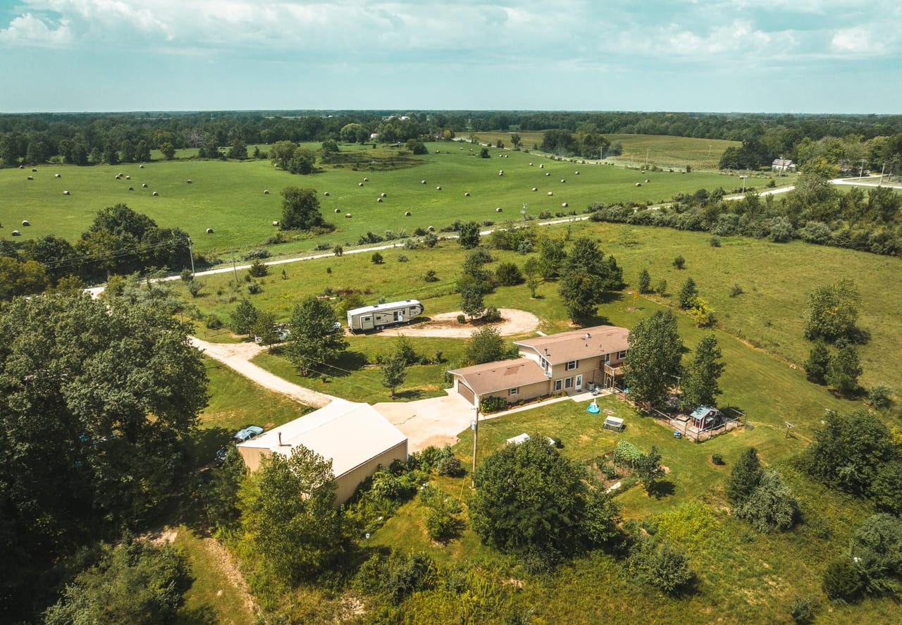 Listing Image 14