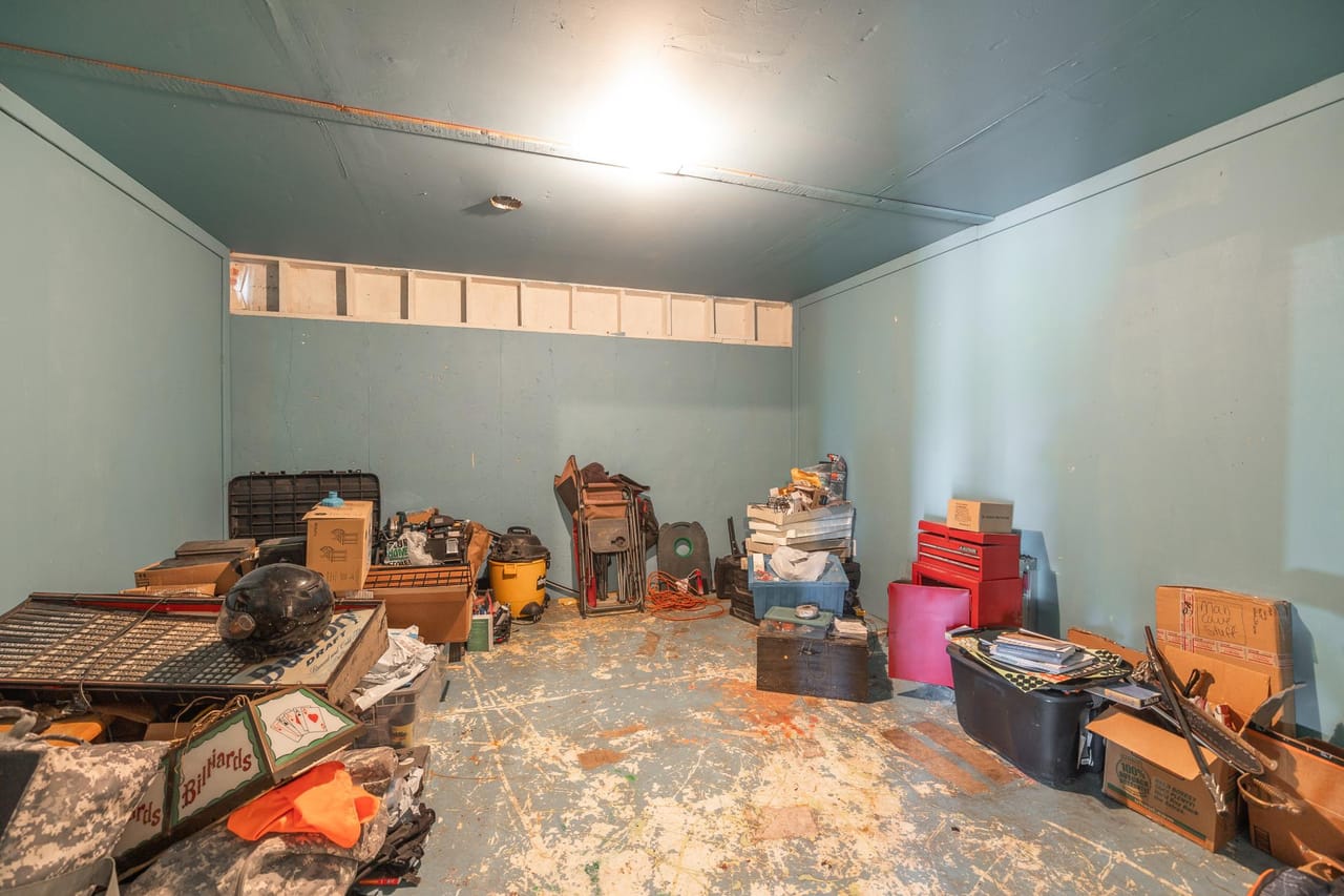 Listing Image 23
