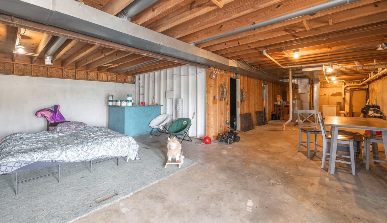 Listing Image 29