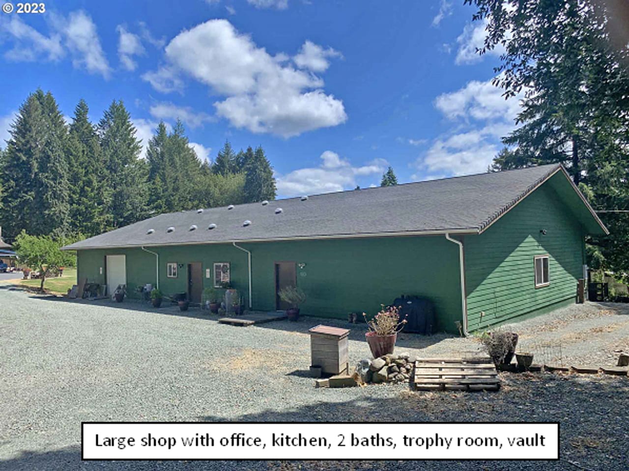 Listing Image 14