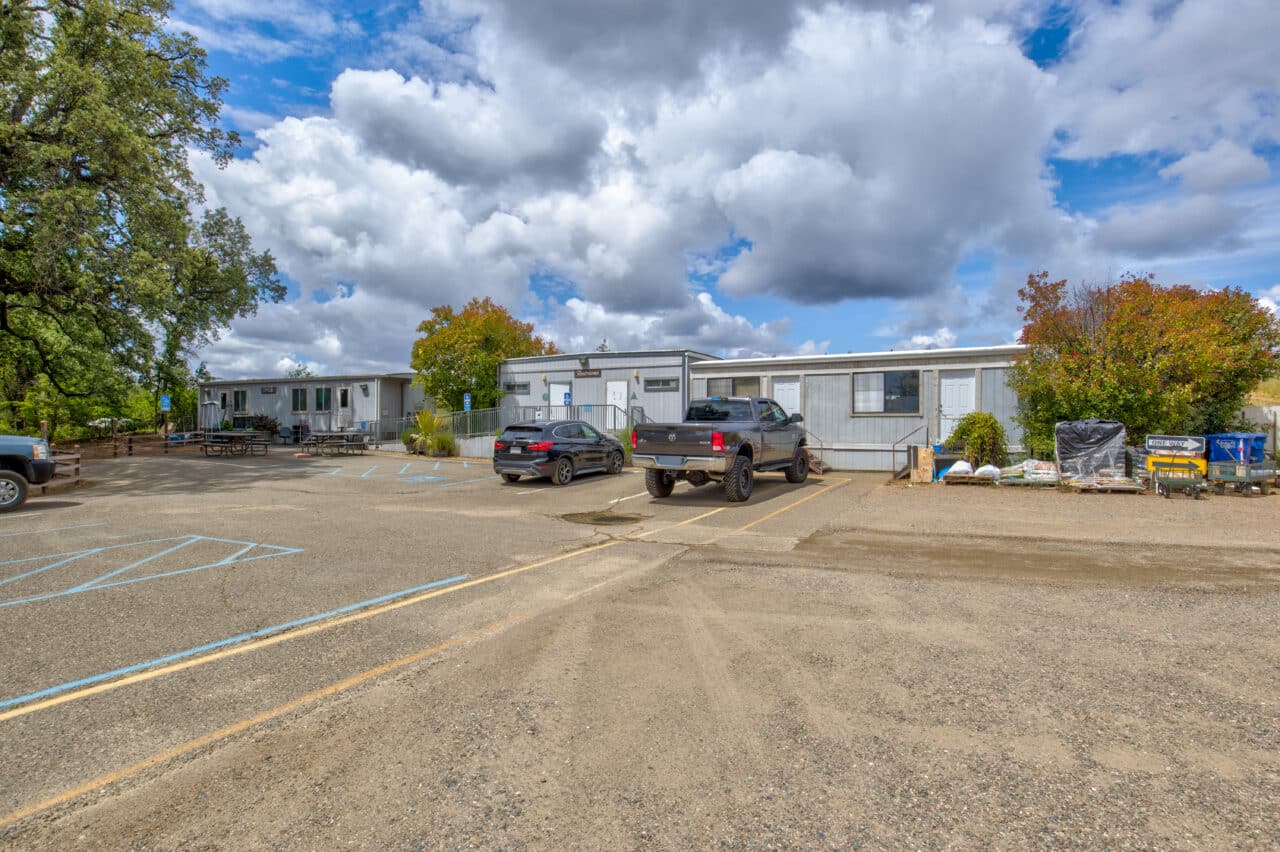 Listing Image 58