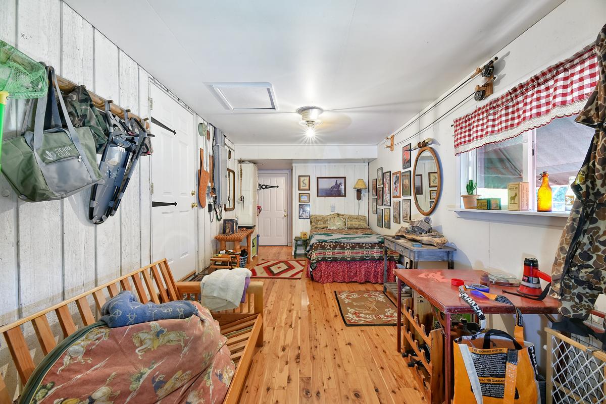 Listing Image 33