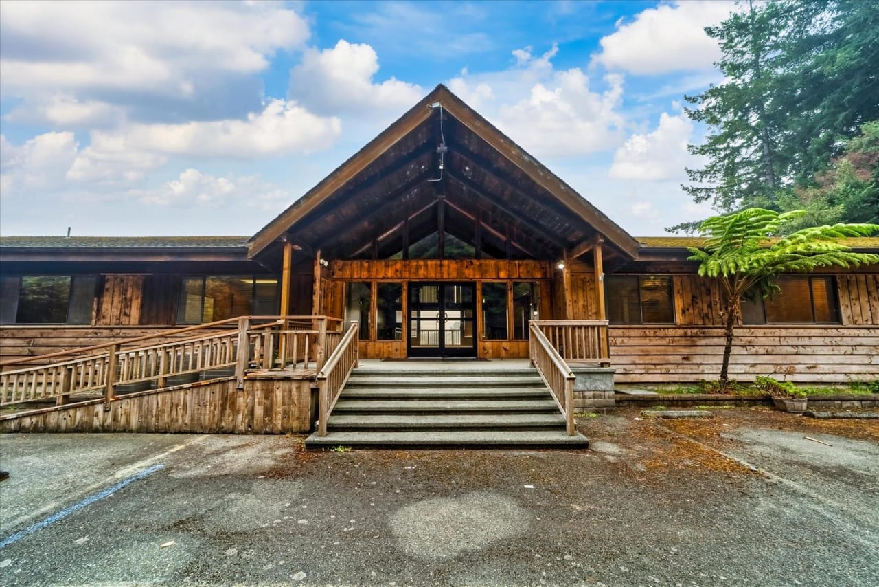 Listing Image 24