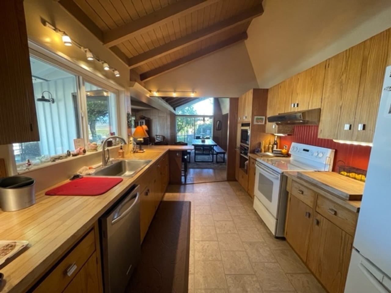 Listing Image 83
