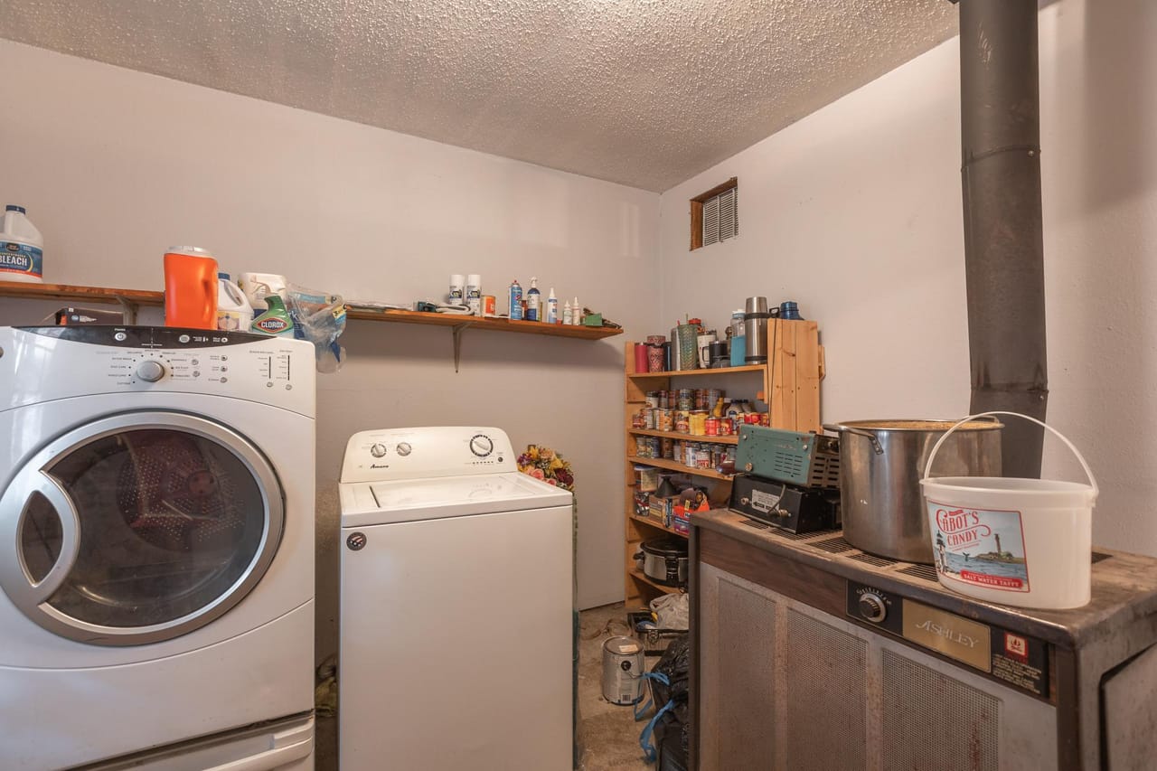 Listing Image 16