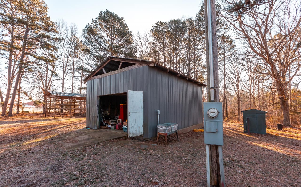 Listing Image 17