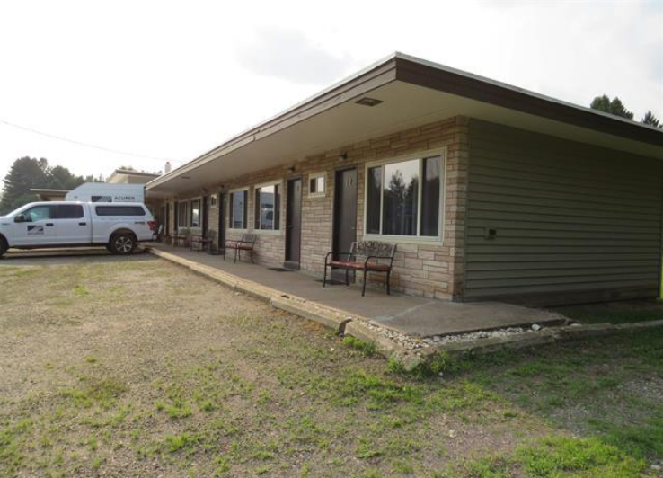 Listing Image 4