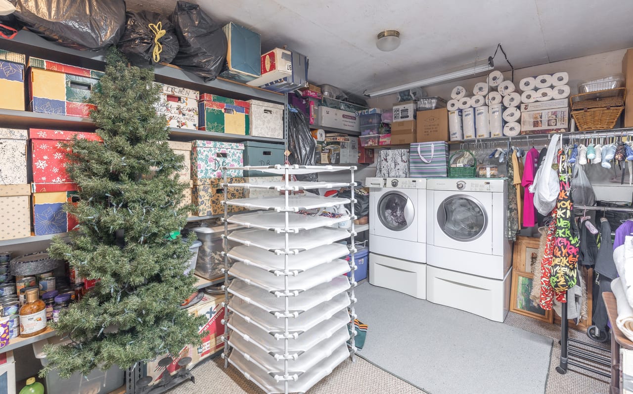 Listing Image 80