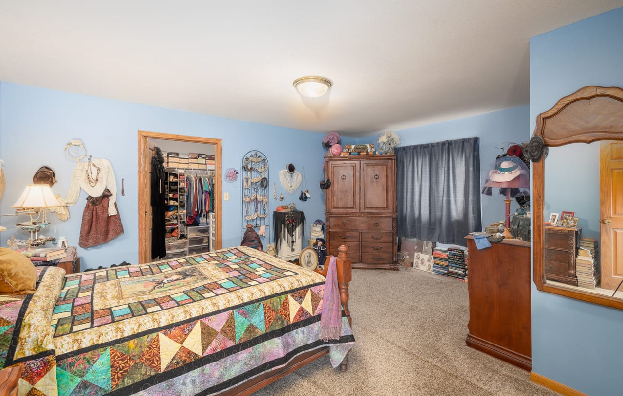 Listing Image 82