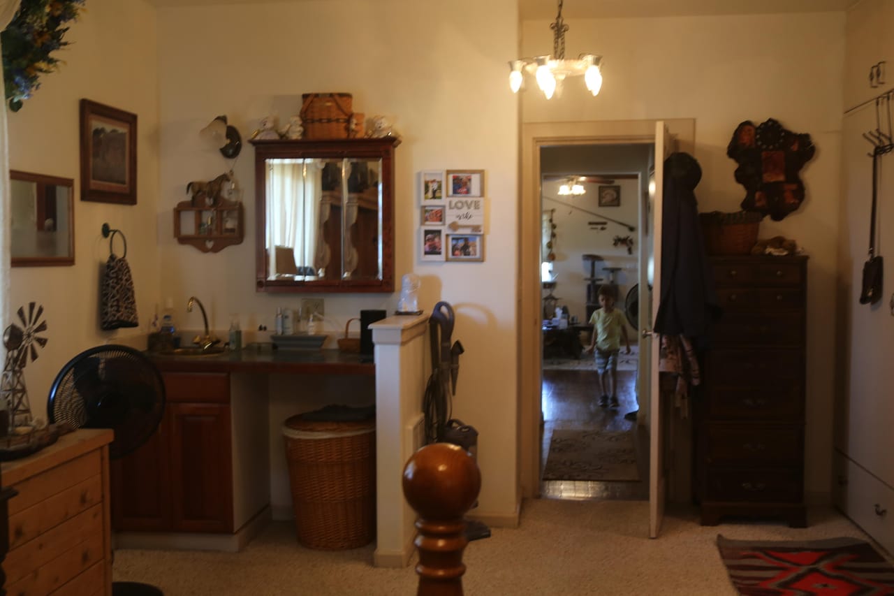 Listing Image 28