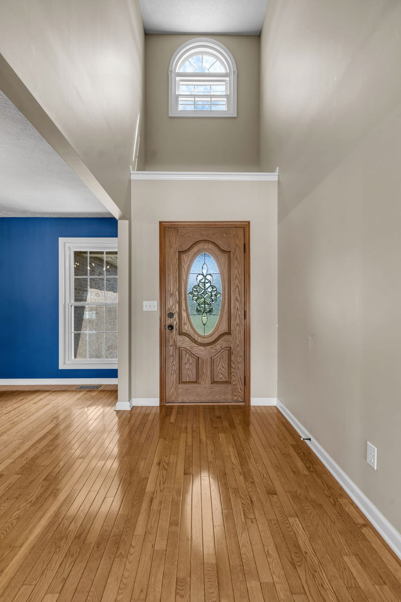 Listing Image 80