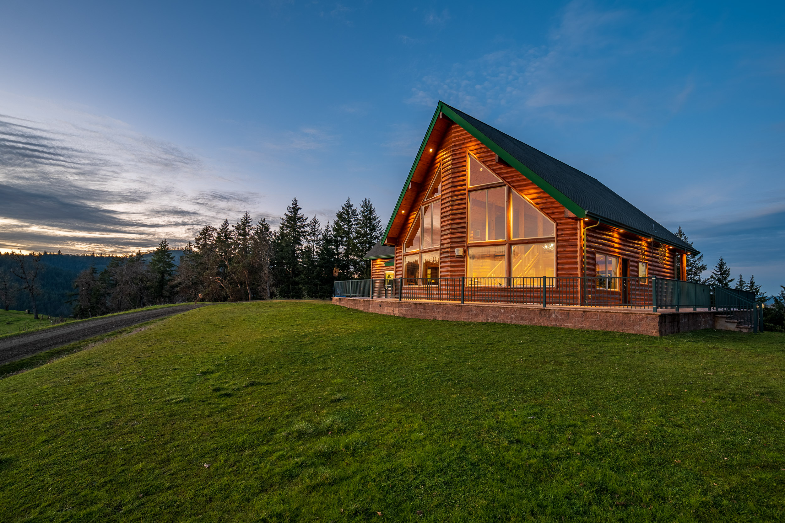 N Umpqua Ranch - 10181 N Umpqua Hwy