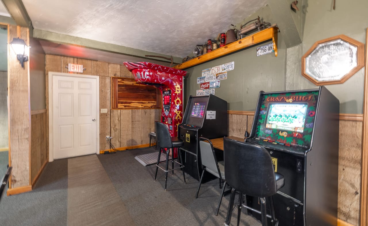 Listing Image 49