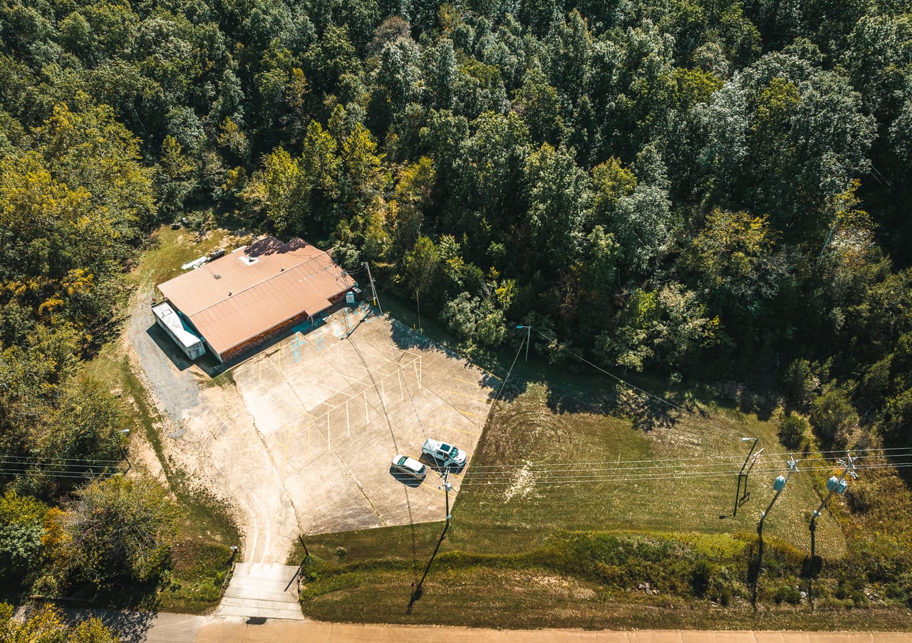 Listing Image 16