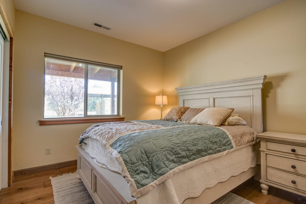 Listing Image 55