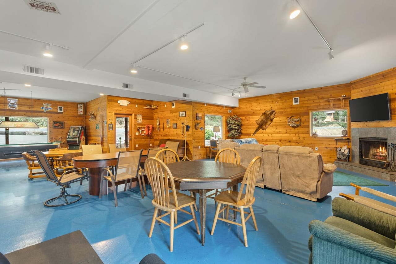Listing Image 49