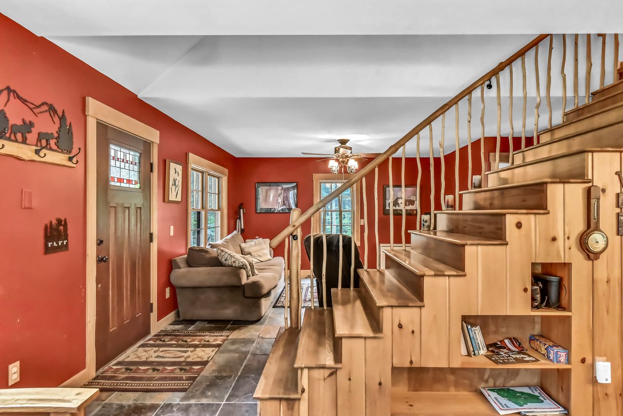 Listing Image 10