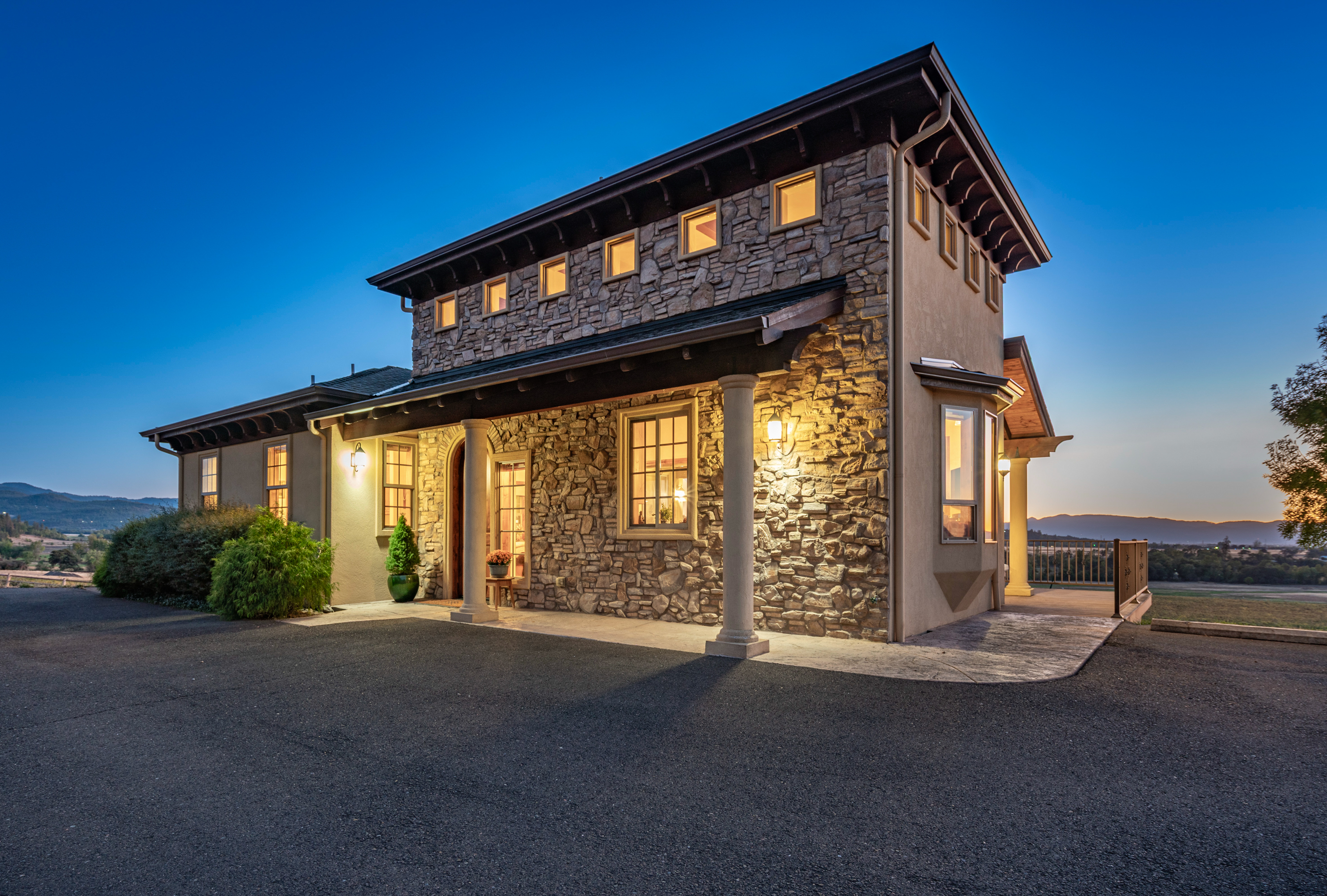 Listing Image 52
