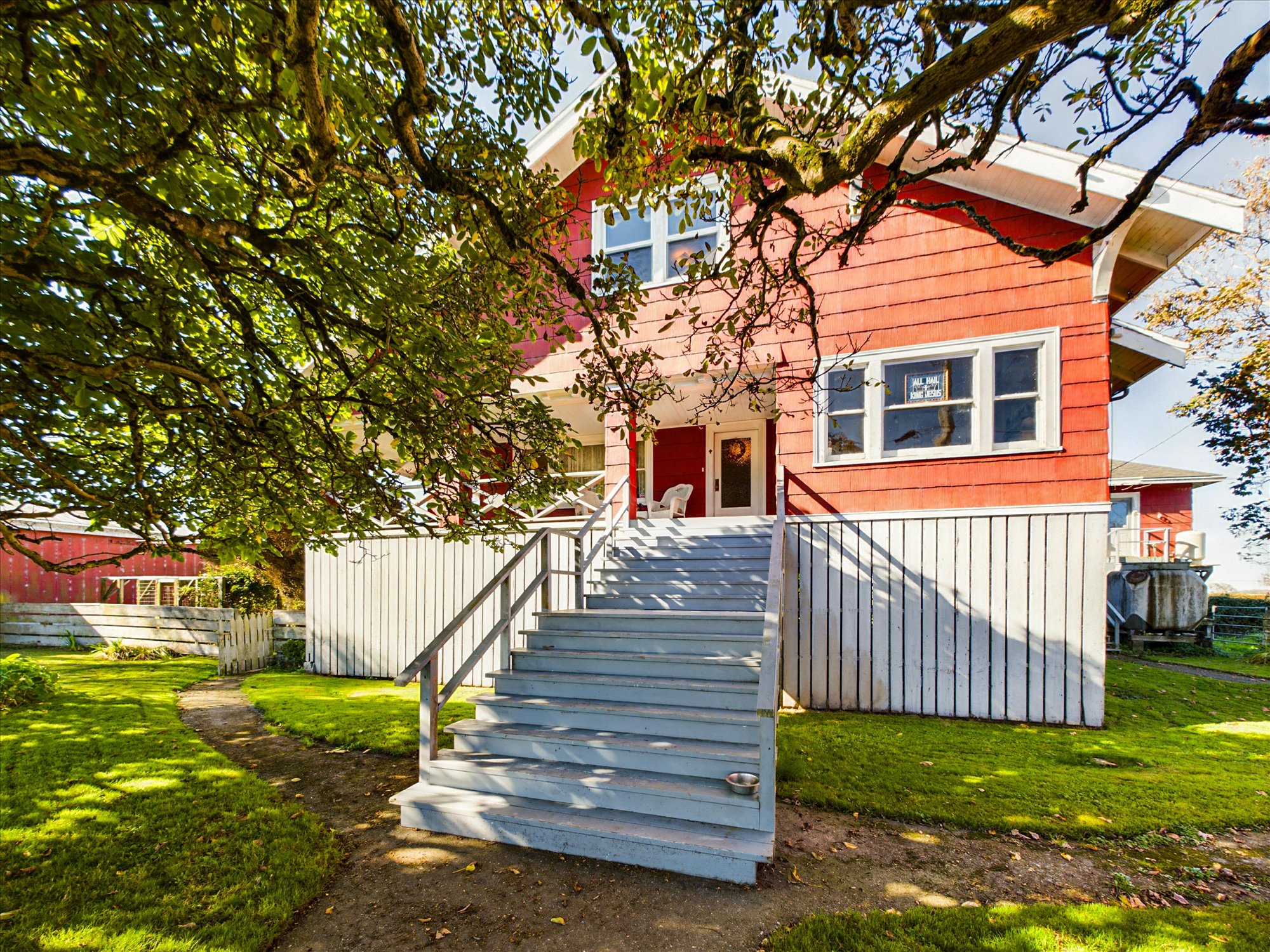 Listing Image 12