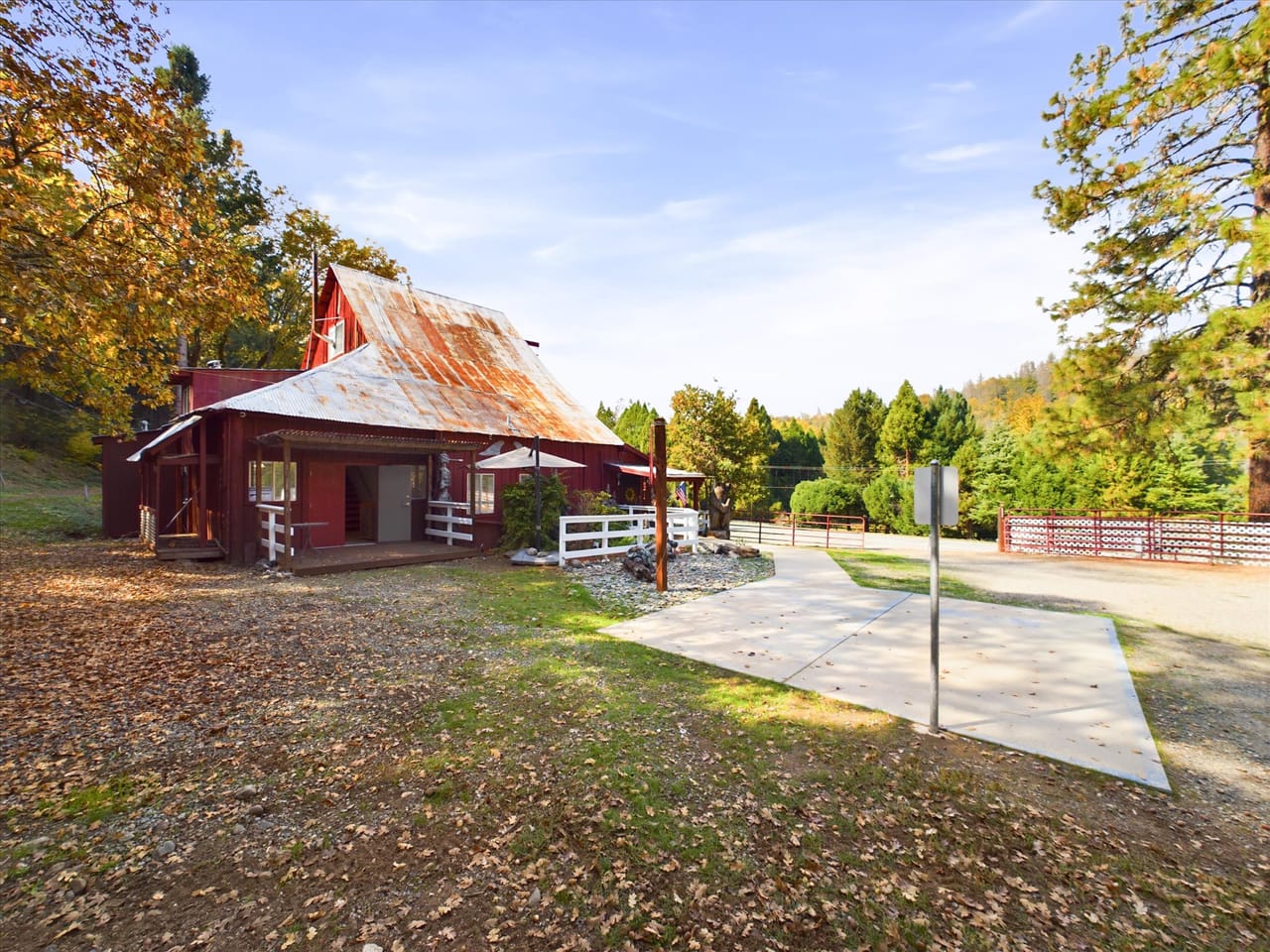 Listing Image 52