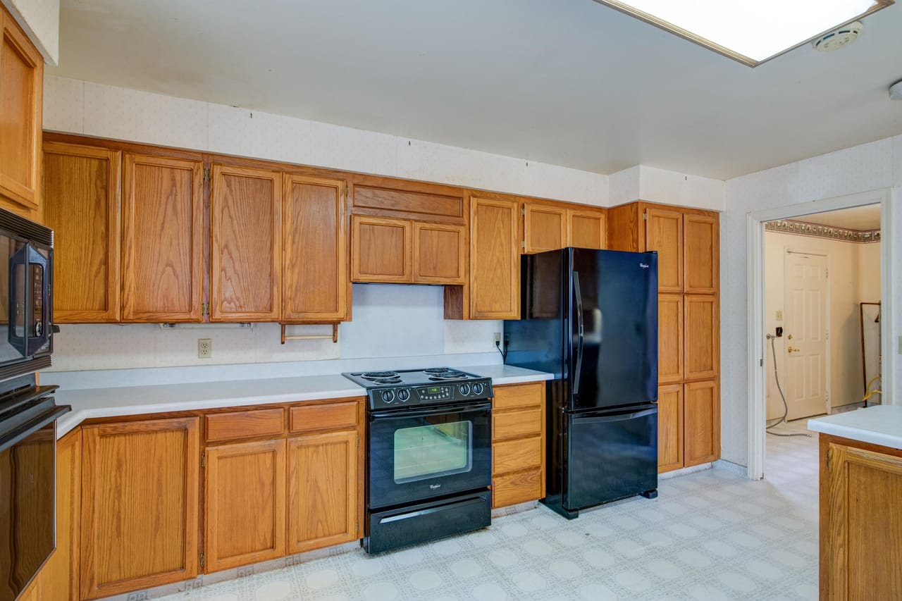 Listing Image 21