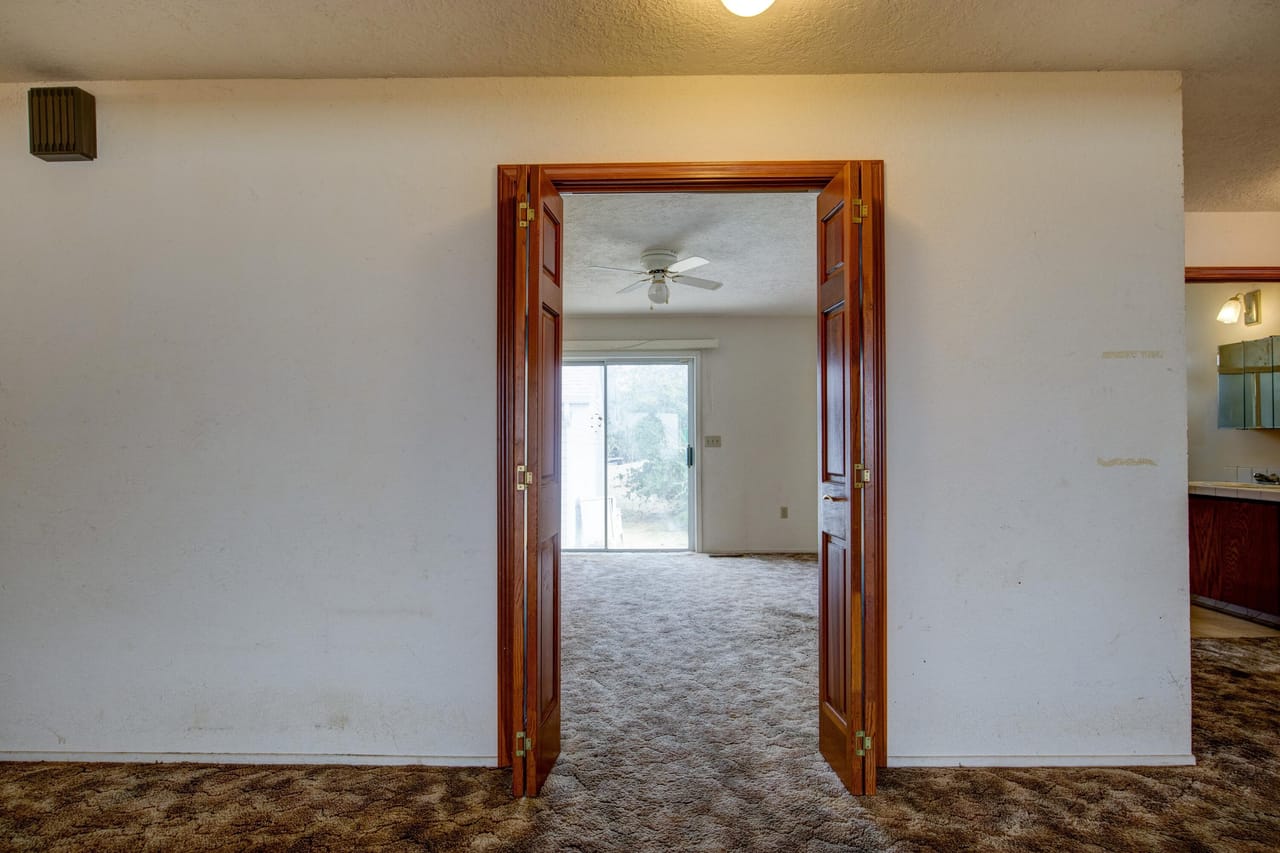 Listing Image 78