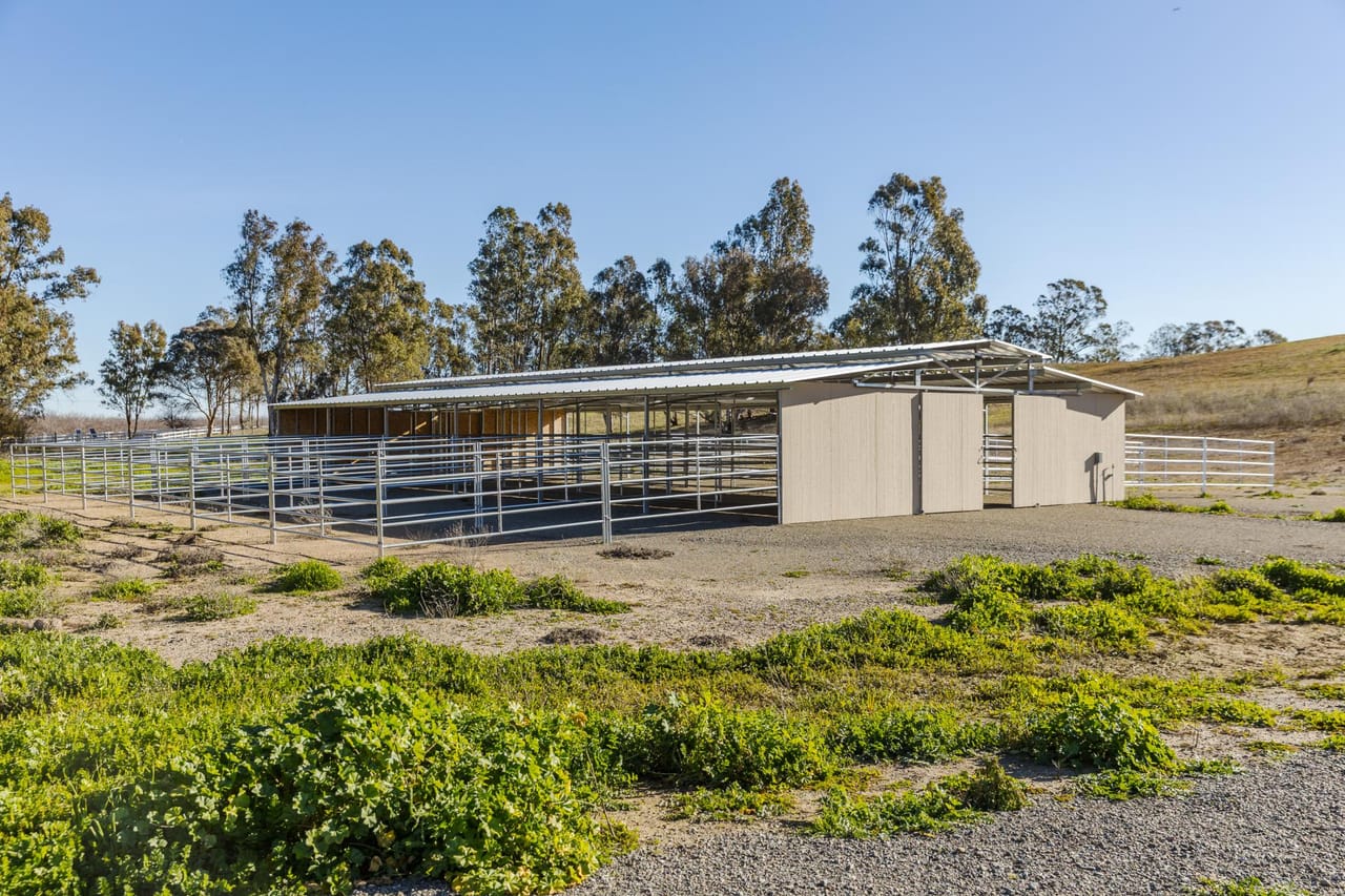 Listing Image 59