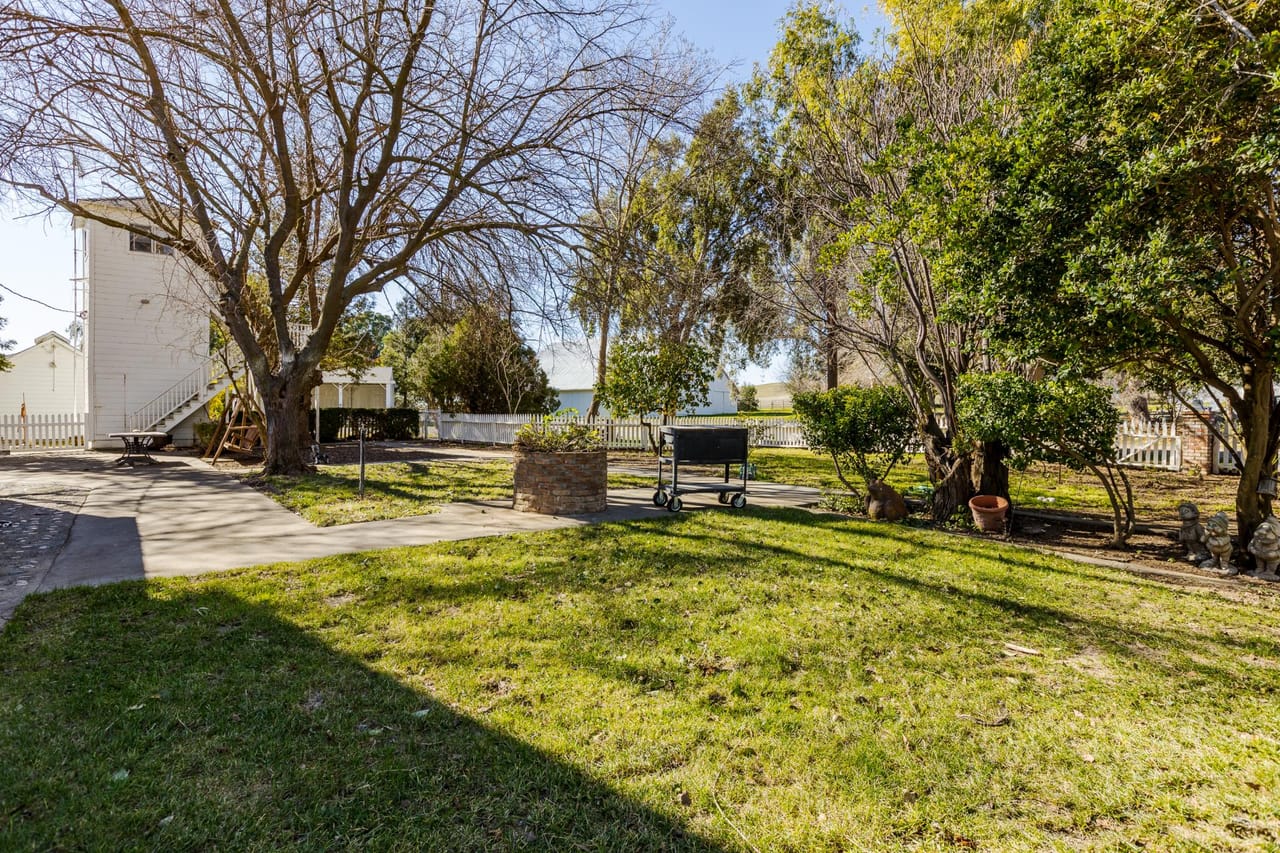Listing Image 22
