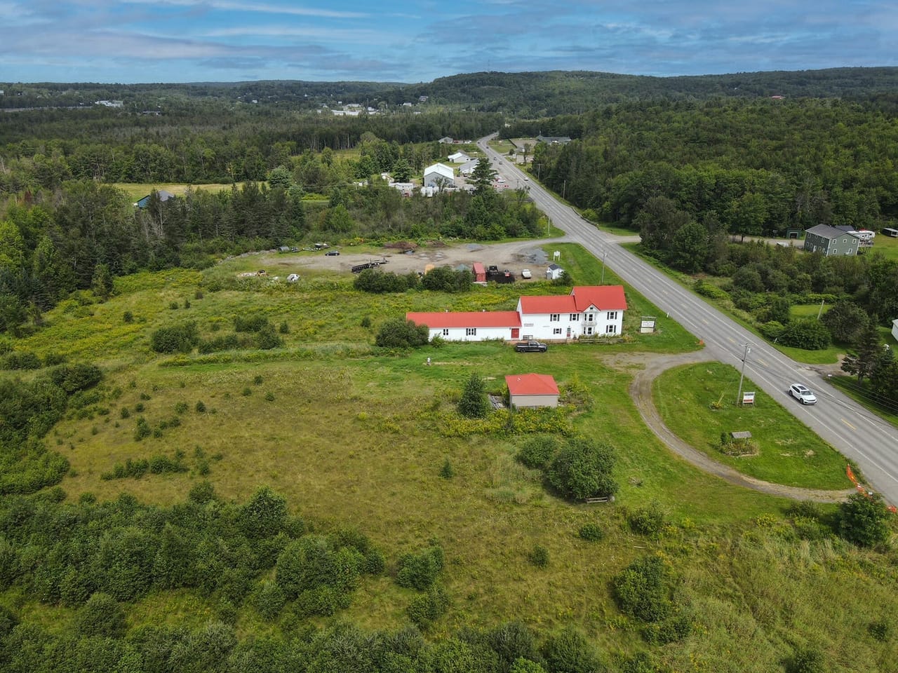 Listing Image 6