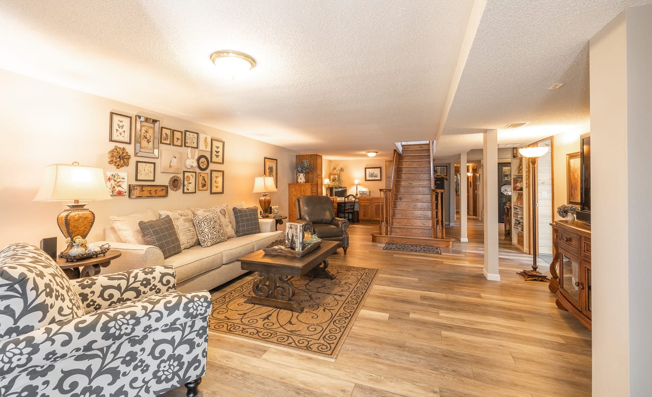 Listing Image 53