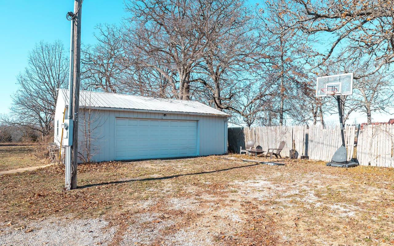 Listing Image 22