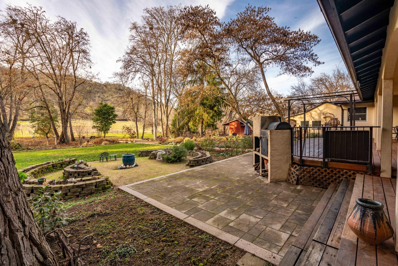 Listing Image 84