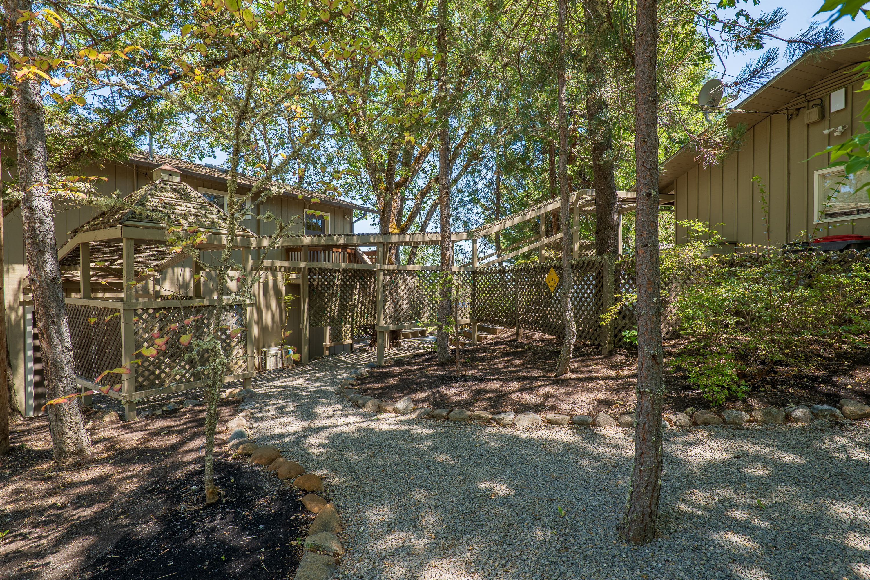 Listing Image 40