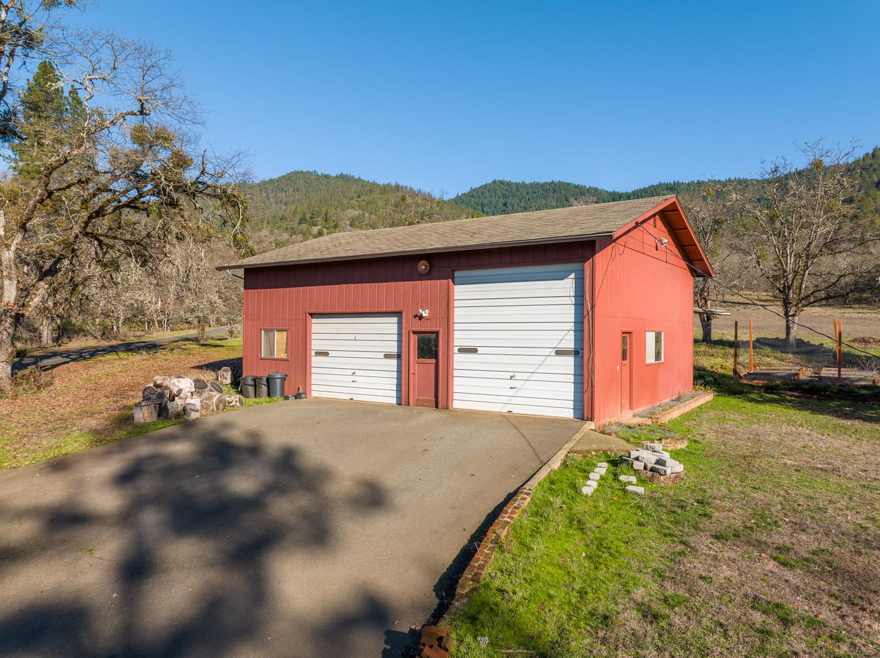 Listing Image 76