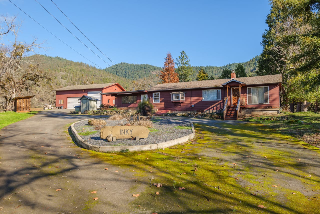 Listing Image 1
