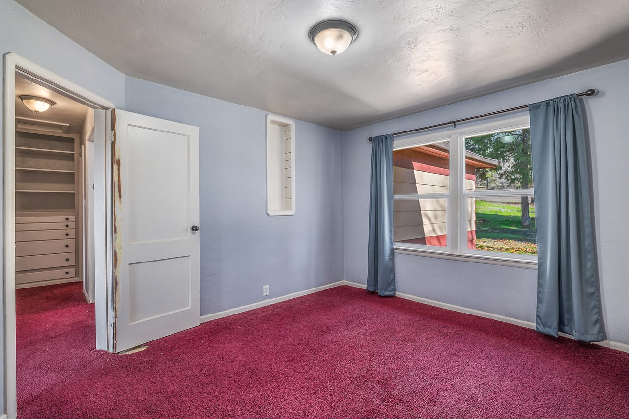 Listing Image 79