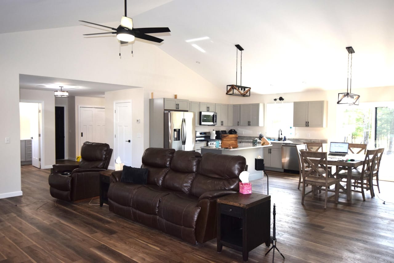 Listing Image 153
