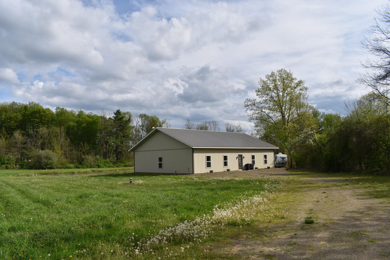Listing Image 82