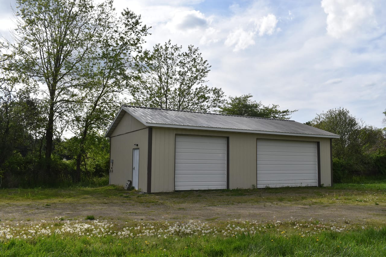 Listing Image 7