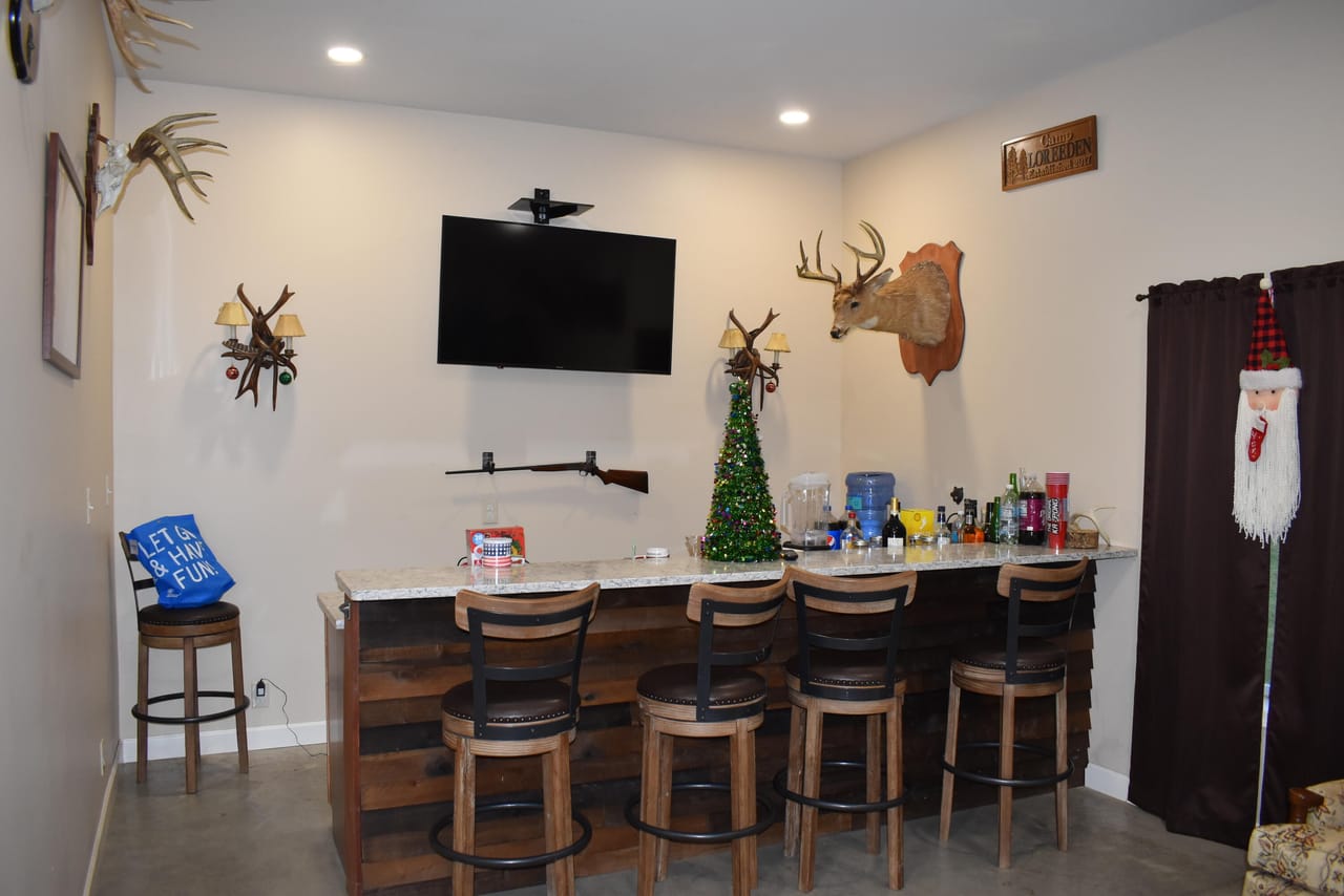 Listing Image 16