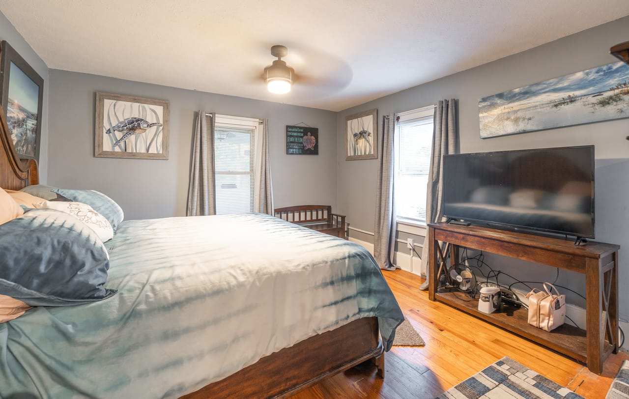 Listing Image 16