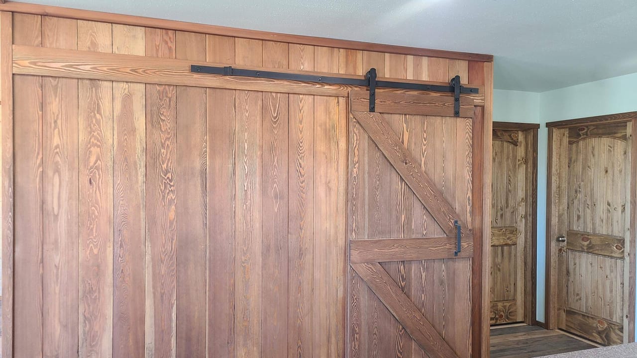 Listing Image 5