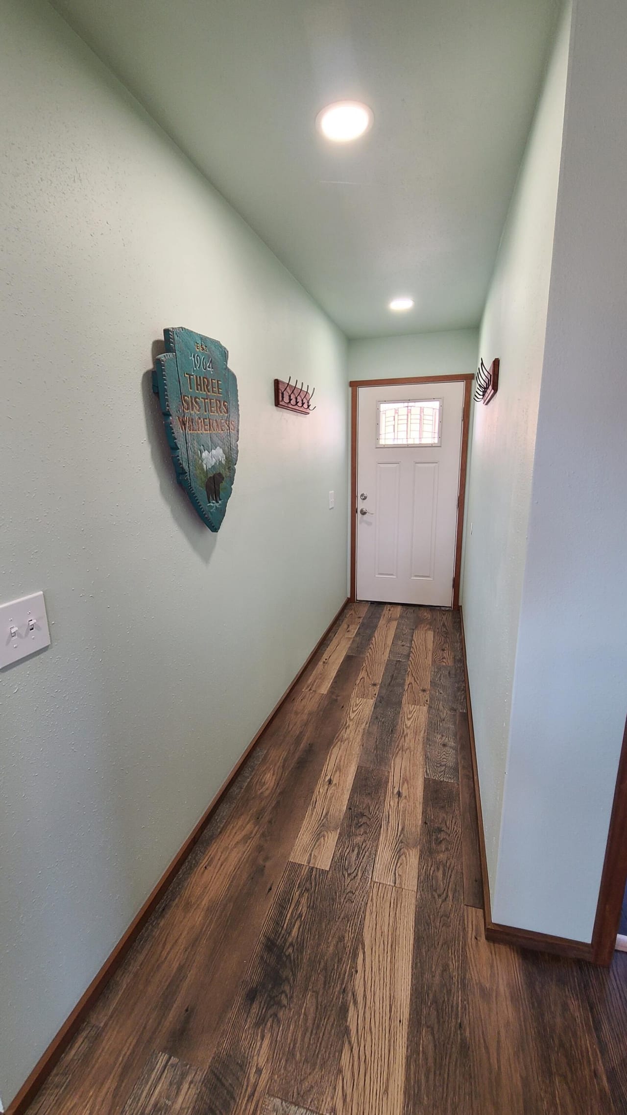 Listing Image 54